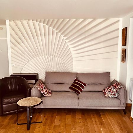 Jolie 2 Pieces Avec Balcon Paris 15 Eme Leilighet Eksteriør bilde
