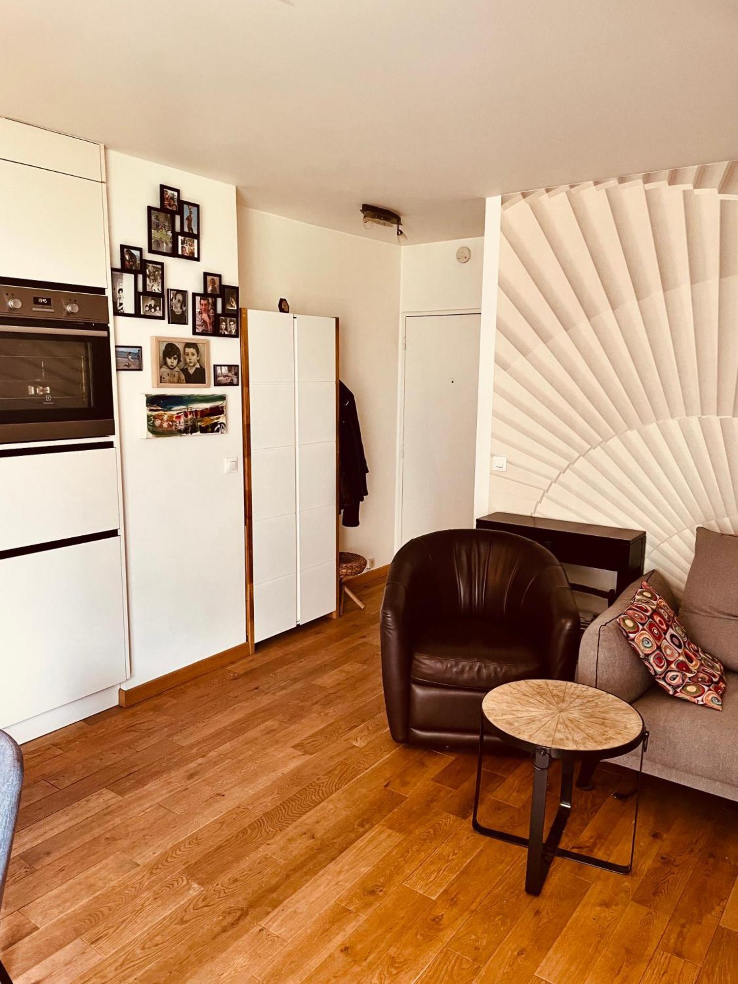 Jolie 2 Pieces Avec Balcon Paris 15 Eme Leilighet Eksteriør bilde