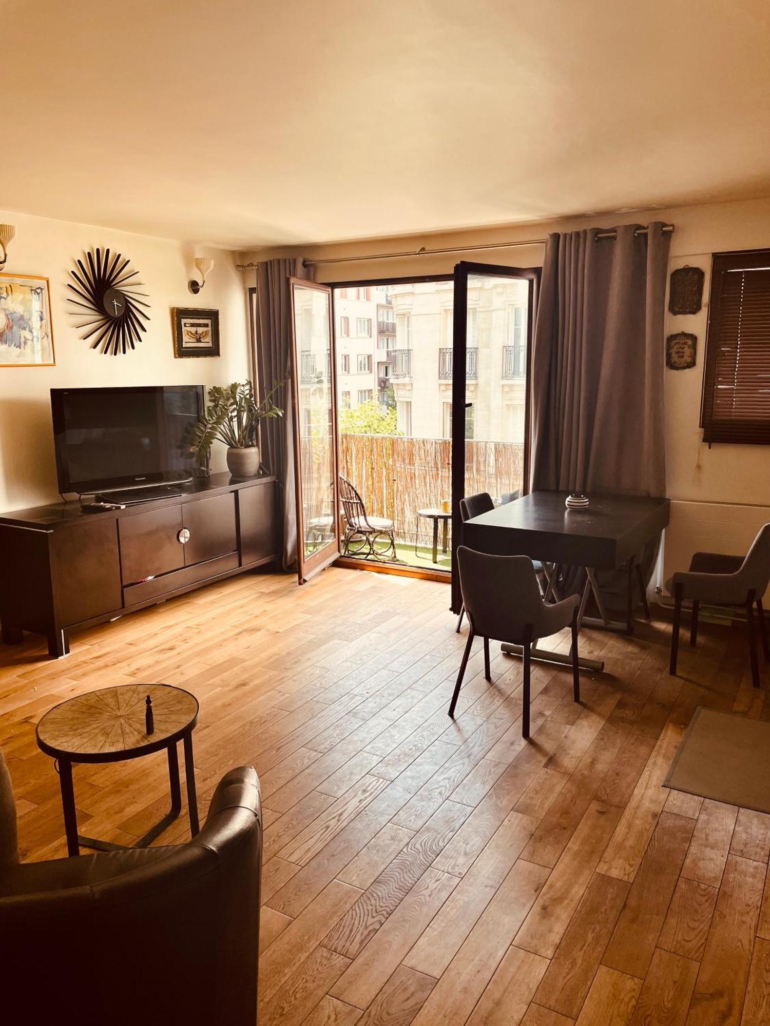 Jolie 2 Pieces Avec Balcon Paris 15 Eme Leilighet Eksteriør bilde