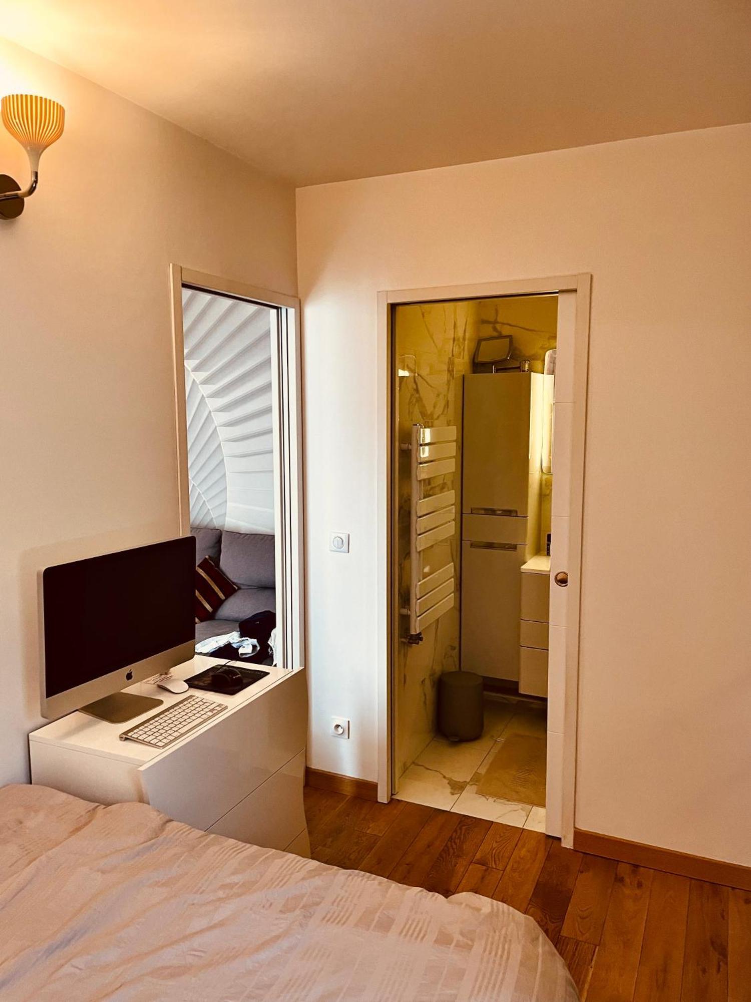 Jolie 2 Pieces Avec Balcon Paris 15 Eme Leilighet Eksteriør bilde